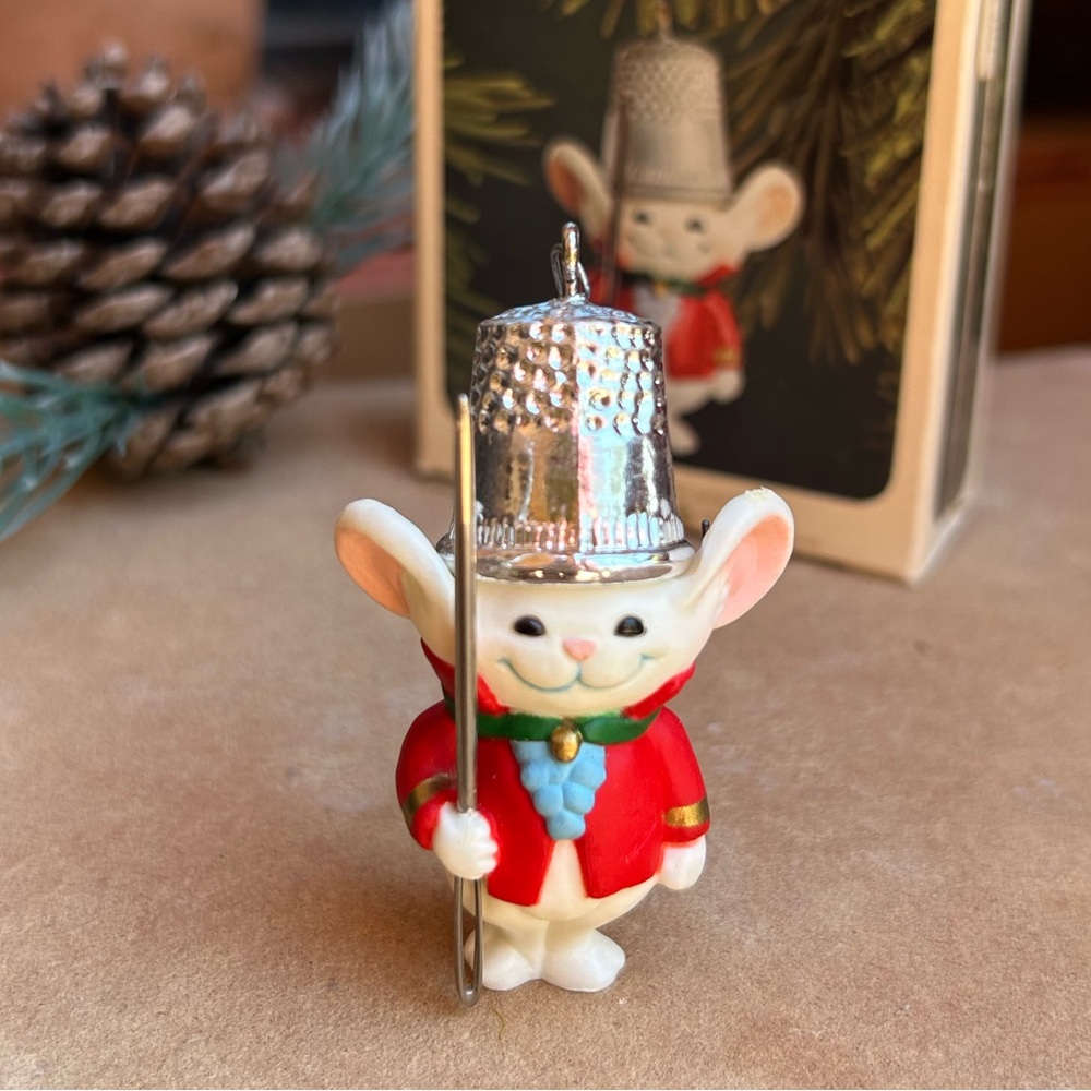 Hallmark Thimble Mouse #5 Keepsake Ornament New in Box